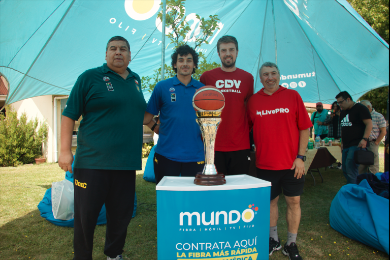 Liga MUNDO By Cecinas Llanquihue lanza temporada 2023 en Valdivia con equipos emblemáticos.