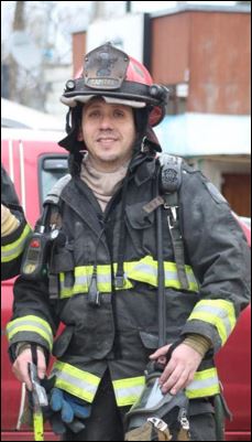 BUSCANDO EL PERFECCIONAMIENTO CAPITÁN DE BOMBEROS NUEVAMENTE A ESTADOS UNIDOS