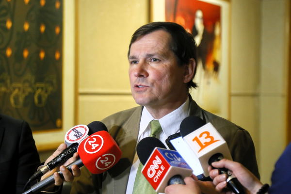 Diputado Jorge Rathgeb solicita extremar medidas de seguridad en rutas de La Araucanía por el cierre del fin de semana largo para evitar cortes y barricadas