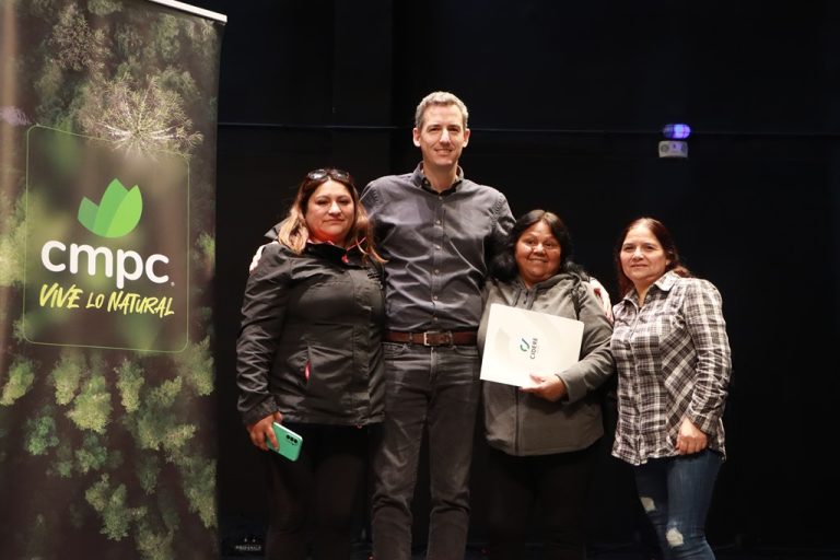 Agrupación Las Cocorocas de Curaco potencia su labor emprendedora gracias al Fondo Social CMPC