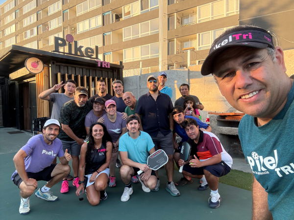 Pickleball: el deporte que crece con fuerza y revoluciona Chile: por Daniel Navarro A . Independencia Santiago, chile